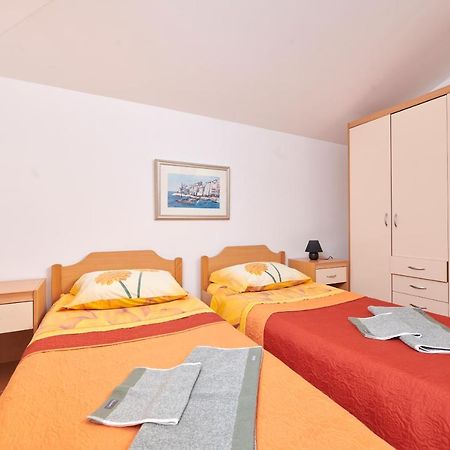 Apartman Igor Zambratija Kültér fotó