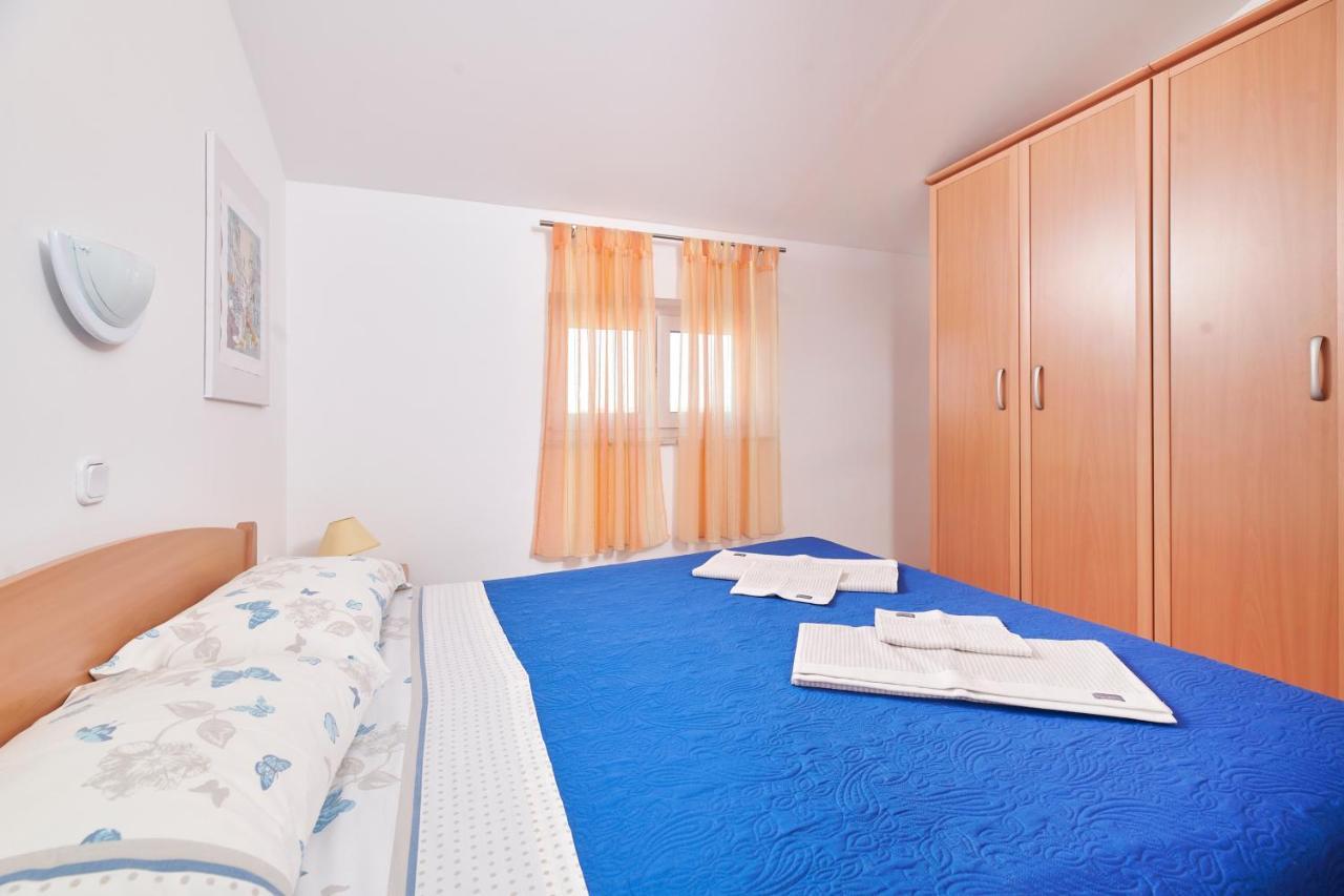Apartman Igor Zambratija Kültér fotó